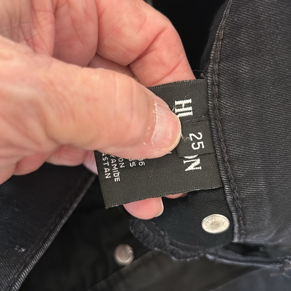 HUDSON Jeans - Picture 7 of 14